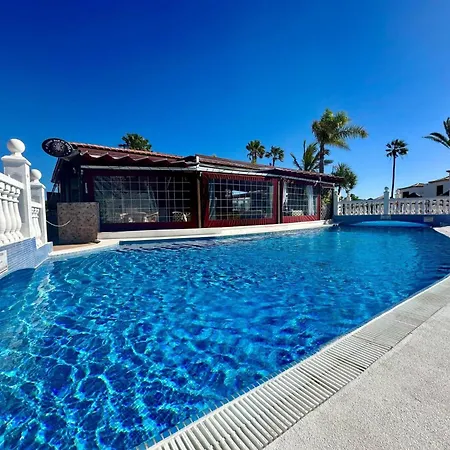 빌라 The Retreat Golf Del Sur *